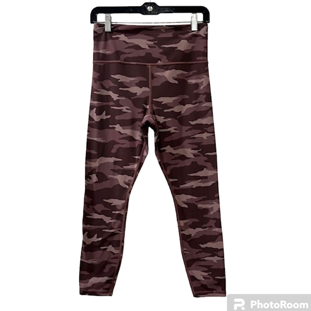 Athleta Elation Leggings Womens Medium Pink Mauve Camo 7/8 High Rise Yoga Tights